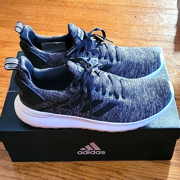 NWB Adidas Lite Racer BYD Cloudfoam - Size 11 - Picture 2 of 9